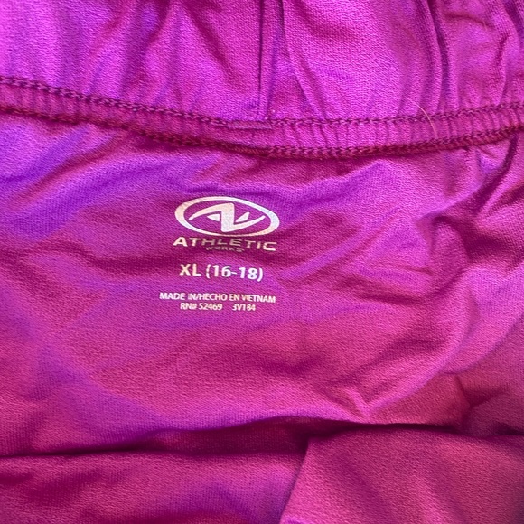 Athletic Shorts - Picture 5 of 9